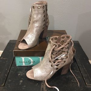 Lace Up Ivy Bootie Metallic Pewter 8.5